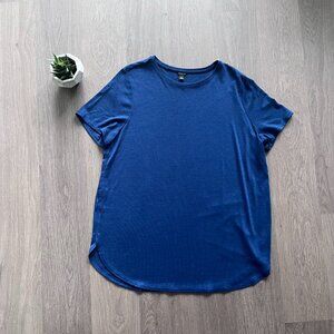 Ann Taylor Cobalt Blue Short Sleeve Knit T-Shit
